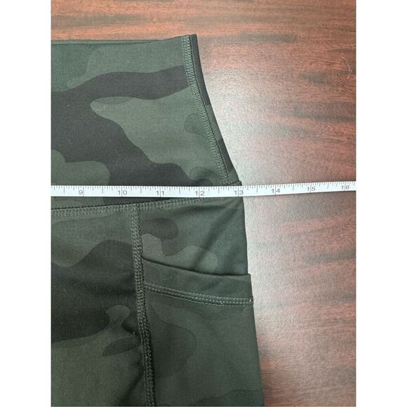 90 Degree By Reflex Dark Green Camouflage Athletic Leggings with Pockets Small - Picture 7 of 8